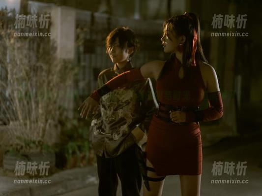 秋和柯基 套图里的红发修女,与秋和柯基的纠结时光,谁能解开?