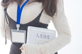 紧急企划 – 小恩如何把厚白丝写真拍成绅士风范的套图？这问题值得研究！
