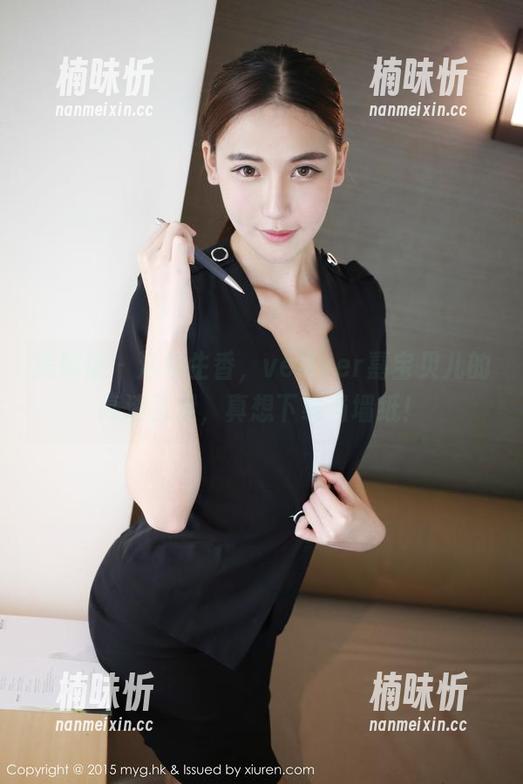 美媛馆 - 活色生香，vetiver嘉宝贝儿的高清裸足，真想下载当墙纸！