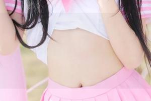 美媛馆 – 这个季节最流行的，不是衣服而是王馨瑶yanni的高清套装原图——再也不想去看别人了！