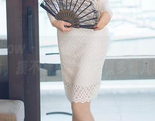 花漾show – 艾静香又来啦！最新水手服图片，摸不着头脑但又想多看几眼。