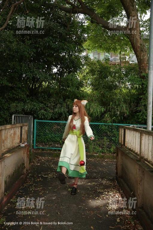 菠萝社-晓茜sunny 菠萝社 - 全集大揭秘,晓茜sunny的写真书写着啥?