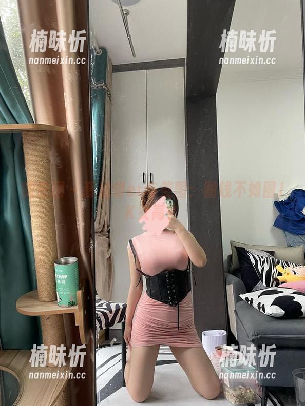 微密圈 - 葱油饼er与美图：圈钱不如圈JK女高？