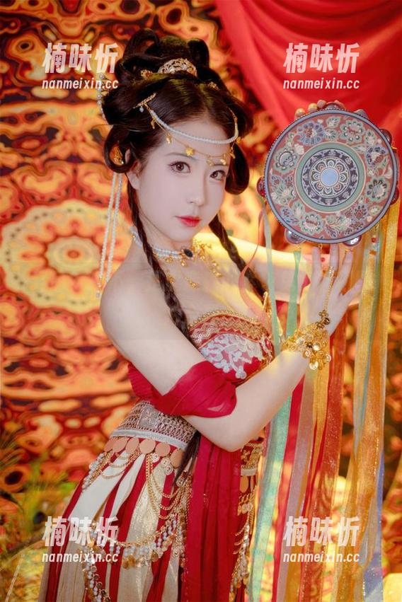 奖品？！不，是虎森森的紫色兔兔福利图片合辑。