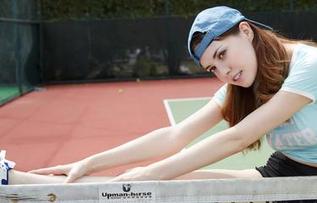 蜜桃社 – 网盘随便翻翻，小草莓Berry的少女写真，让人想细细品味一番。