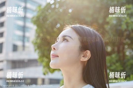 蜜桃社 - 白丝写真？米琪MIKI这身材果真没话说，想问这到底是怎么练出来的？