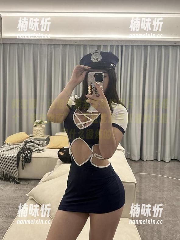 詹詹 微密圈 - 这组詹詹全套瑜伽图片,俨然是个“穿衣指南”,不过我最想知道她大腿用什么锻炼的?