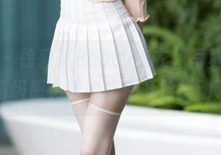 语画界 – 徐莉芝Booty连衣裙写真：全套的高级感，连衣服都开始抖动了！