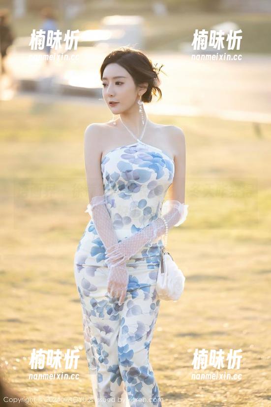 语画界 - 徐莉芝的毛衣美图，冬天咋穿得这么好看的啊！