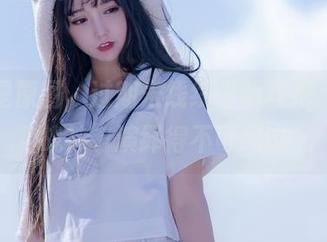 即使是原图，过期米线线喵照样把‘纯爱战神’演绎得不可思议