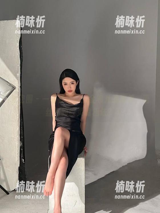 金希儿 微密圈 - 一套就要疯!金希儿的图集,蕾丝和豹纹灵魂相依?