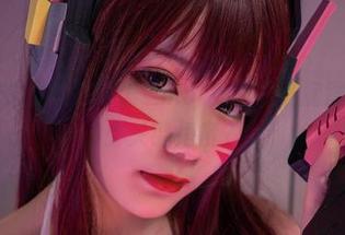 请问，这位铁打萌萌_moi女王的私房图集有多少关键角度？