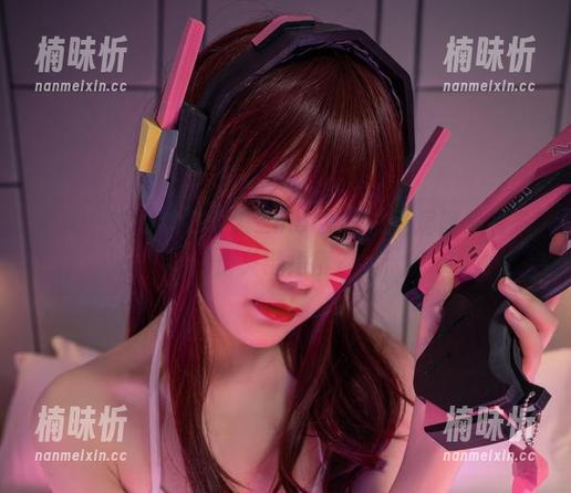 铁打萌萌_moi 请问,这位铁打萌萌_moi女王的私房图集有多少关键角度?