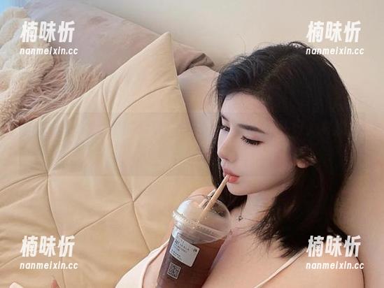 微密圈 - 图册里的阿色：白衬衫是我的心头好，真没骗你，哈哈！