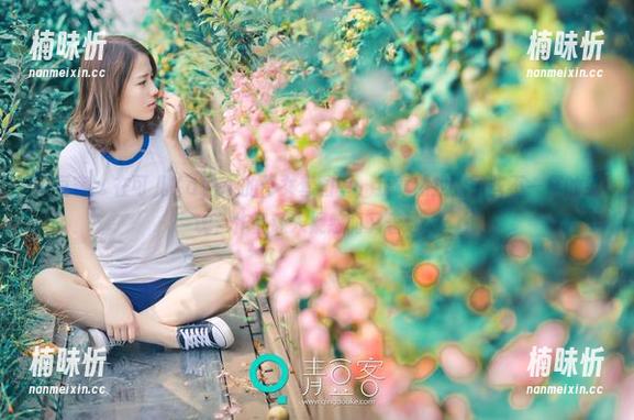 青豆客-可儿Kayen 青豆客 - 在可儿Kayen的修女套图中,我竟然找到了些不一样的灵魂,作品让人疑惑而又着迷。